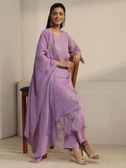 Libas - Lavender Paisley Embroidered Kurta with Pant and Dupatta