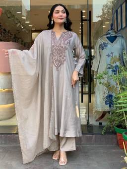 THE52 - Grey Embroidered Mirror Work Kurta with Pant and Dupatta