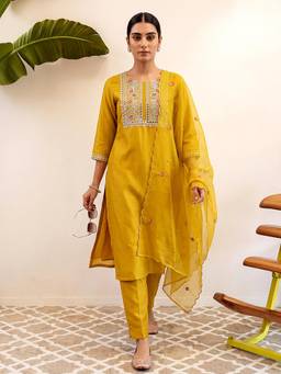 VredeVogel - Yellow Embroidered Mirror Work Kurta with Pant and Dupatta