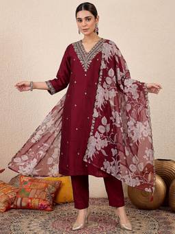 VredeVogel - Maroon Floral Embroidered Kurta with Pant and Dupatta