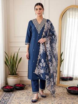 VredeVogel - Blue Floral Embroidered Kurta with Pant and Dupatta