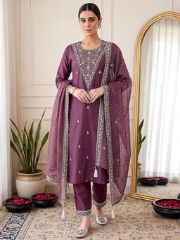 VredeVogel - Purple Floral Embroidered Kurta with Pant and Dupatta
