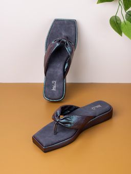 Inc.5 - Womens Blue Solid V-Strap Casual Slip-On Sandals