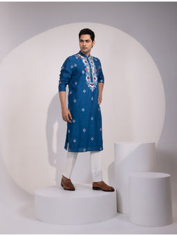 YOSEBA - Neelkriti Embroidered Kurta with Pant