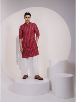 YOSEBA - Aagya Embroidered Kurta with Pant