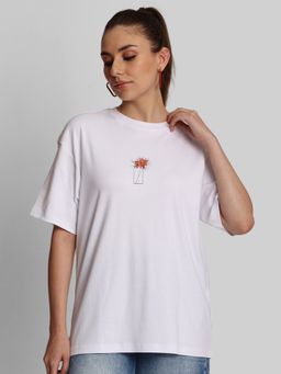Bene Kleed - Women Oversize Graphic T-Shirt