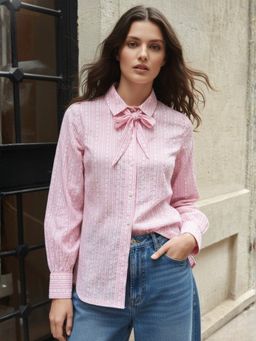 Outzidr - Pink Heart Dobby Shirt With Neck Tie