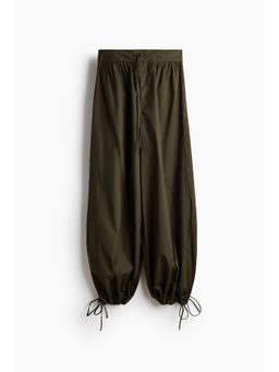 H&M - Women Green Balloon-Leg Poplin Joggers