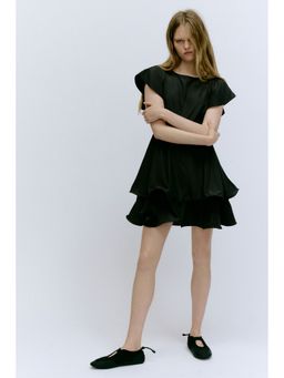 H&M - Women Green Tiered Boat-Neck Dress