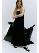 Black color option, Sold out, Currently selected
