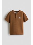 Brown color option