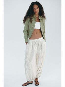 H&M - Women White Embroidered Balloon Joggers