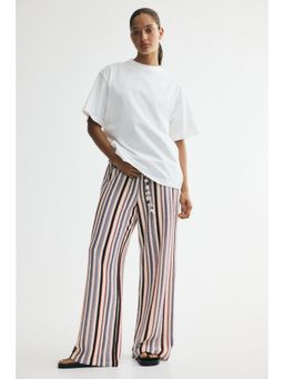 H&M - Women White Knitted Drawstring Trousers