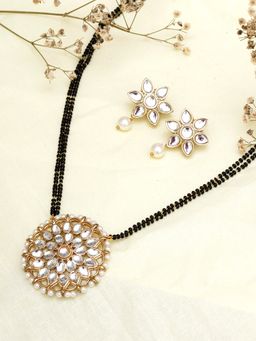 Karatcart - Gold Plated Pearl Beads Floral Kundan Mangalsutra with Earrings