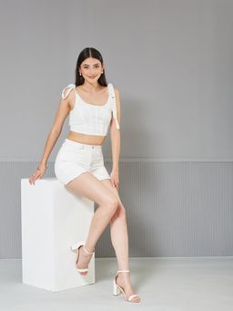Miss Chase - White Regular High Rise Clean Look Stretchable Denim Shorts