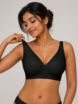 Shop The Edit - Seamless Wireless Push Up Black Bra
