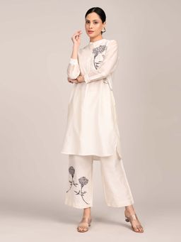 Saltpetre - Womens Cream Co-Ord Set