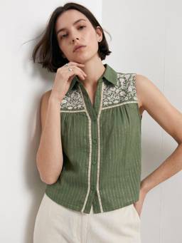 Outzidr - Green Lurex Contrast Embroidery Shirt