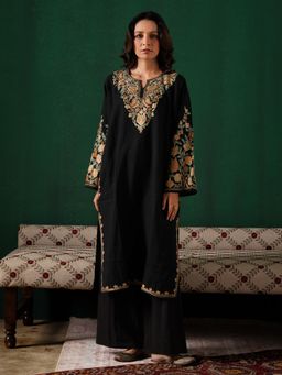 Kashmir Box - Aari Embroidered Rang-E-Khizan Luxurious Black Winter Kurta