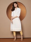 White color option, Sold out, Currently selected