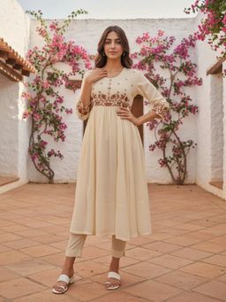 Rangita - Women Off White Poly Viscose Embroidered Anarkali Calf Length Kurta