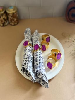 Homearte - Crystal Agate Napkin Rings- Pink