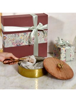Living With Elan - Elan Dabbahs And Days Roti Box With Chimpta Wooden Lid Gold & Acacia