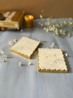 Homearte - White Marble With Gold Leafing Square Coaster (Pack of 2)