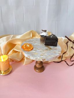 Homearte - Mother Of Pearl Round Cake Stand With Wooden Base