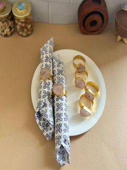 Homearte - Rose Quartz Napkin Ring