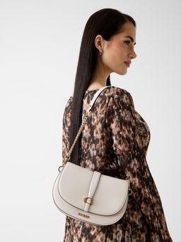 Guess - Off White Solid Magnet Carrie Flap Shoulder Bag