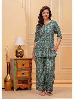 UrbanRang - Women Emerald Green Ethnic Printed Co-Ord Set