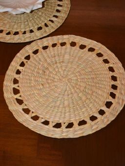 DHARINI - Kauna Round Placemats (Pack of 2)