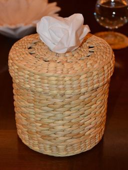 DHARINI - Kauna Round Tissue Box