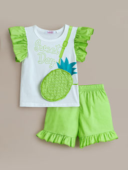 Hopscotch - 2-Pc Pineapple Applique Short Set