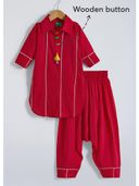 Red color option, Sold out, Currently selected