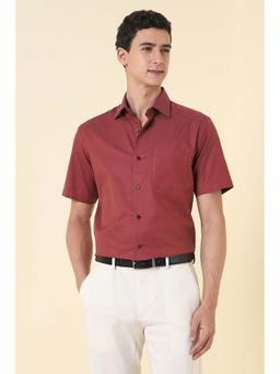 Allen Solly - Men Maroon Textured Half Sleeves Formal Shirt