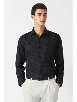 Van Heusen - Men Black Check Full Sleeves Formal Shirt