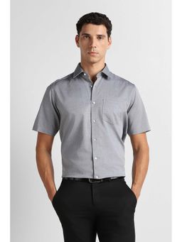 Van Heusen - Men Grey Solid Half Sleeves Formal Shirt