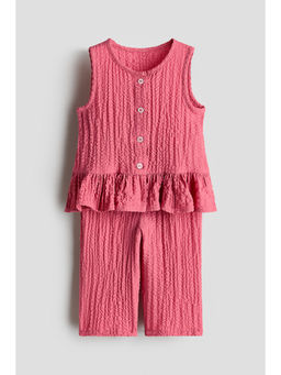 H&M - Girls Pink 2-Piece Seersucker Co-Ord Set