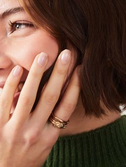 Accessorize London - Women Gold Knot Rings (Pack of 2) (M)