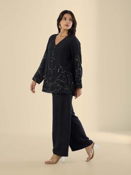 THREE-THREE - Black Lyra Co-ord Set