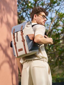 FUR JADEN - The Aviator 20L Vegan Leather Premium Grey Backpack (M)