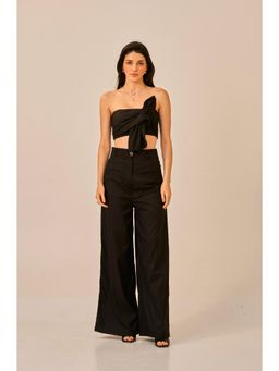 True West - Women Black Solid Medium Trouser