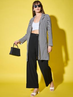 Buynewtrend - Women'S Lycra Blend Houndstooth Print Long Shrug