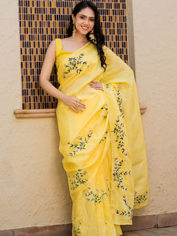 HOUSE OF JAMOTI - Yellow Handpainted Saree without Blouse