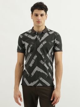 United Colors of Benetton - Waffle Detail Polo Collar T-Shirt