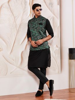 Vastramay - Men Black Printed Kurta with Nehru Jacket and Pant