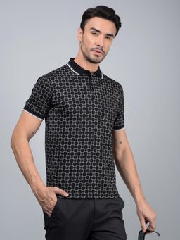 CRIMSOUNE CLUB - Men Black Geometric Print Polo T-Shirt