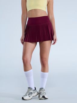 Cava Athleisure - Red Nylon Solid Skorts